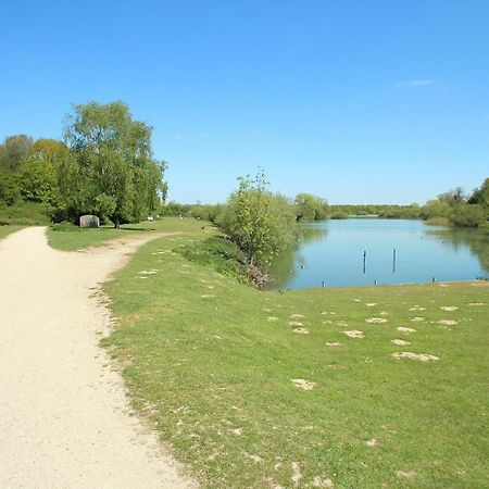 Appart'City Village Trappes Extérieur photo